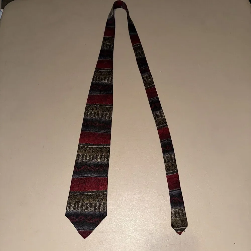 Jimmy Men’s Tie Red Geometric